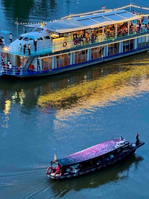 Riverbank @ Waterfront Kch Kuching